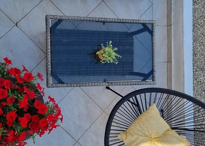 Апартаменты Ana *