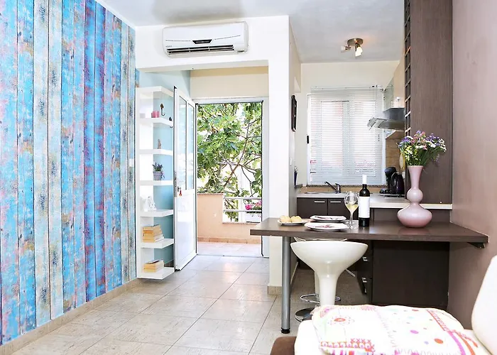 Апартаменты Ana *