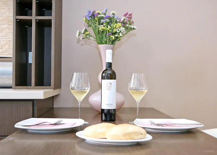 Апартаменты Ana *