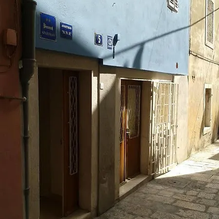 Ana